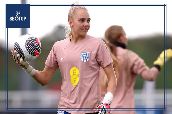 SBOTOP Ellie Roebuck Joins Barcelona from Manchester City: 'Everything Now Fits,' Says England Keeper