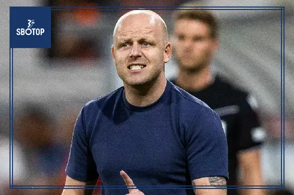 SBOTOP: Steven Naismith Urges Hearts to Harness Tynecastle's Power to Overcome Viktoria Plzen's Europa League Advantage