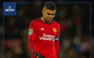 SBOTOP: Casemiro Criticized After Manchester United's Crushing 3-0 Loss to Liverpool