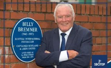 SBOTOP: Eddie Gray Unveils Plaque in Honor of Billy Bremner at Former Home