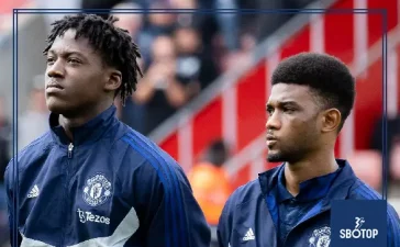 SBOTOP: Manchester United Set to Discuss New Contracts for Rising Stars Kobbie Mainoo and Amad Diallo