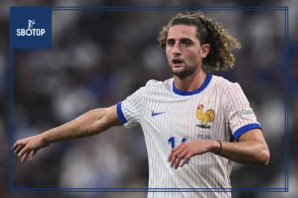 SBOTOP: Manchester United and Arsenal Hesitant on Adrien Rabiot Due to High Wage Demands