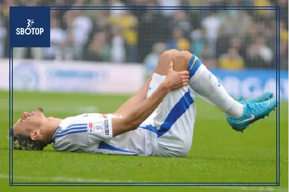 SBOTOP: Leeds United Captain Ethan Ampadu Faces Long Layoff Due to Knee Injury