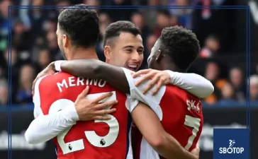 SBOTOP Trossard Double and Saka Sparkle: Arsenal Crush Ipswich to Delay Liverpool’s Title Dreams