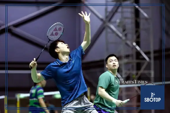 SBOTOP Midnight Grit: National Sportsman Duo Aaron Chia-Soh Wooi Yik Survive Scare to Keep Thailand Open Title Hopes Alive
