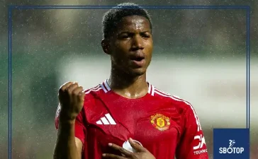 SBOTOP: Chido Obi Shines with Brace as Manchester United Defeat Hong Kong 3-1 in Post-Season Friendly