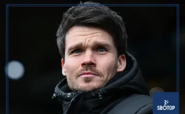 SBOTOP: Danny Rohl Plans Honest Talks with Squad to Rebuild Unity After Tumultuous Summer at Sheffield Wednesday