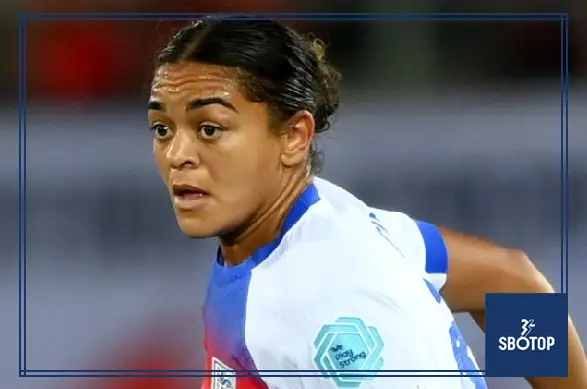 SBOTOP Jess Carter Condemns Racist Abuse Amid Euro 2025: England Defender Speaks Out Against Online Hate