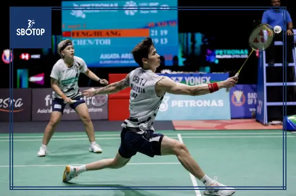 SBOTOP: Tang Jie and Ee Wei Struggle at the Net in Crucial Match Moment