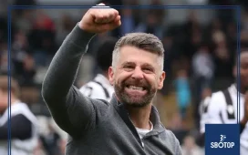 SBOTOP: Stephen Robinson Commits Future to St Mirren with New Contract Running Until 2028