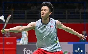 SBOTOP: Zii Jia’s Worlds Journey Ends Early as Comeback Stalls in Opening Round