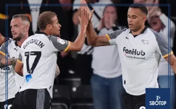 SBOTOP: Carlton Morris Strikes Late as Derby County Snatch 1-1 Draw Against Bristol City