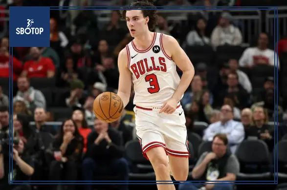 The Golden State Warriors and Chicago Bulls find themselves navigating strikingly similar challenges during this year’s NBA free agency period