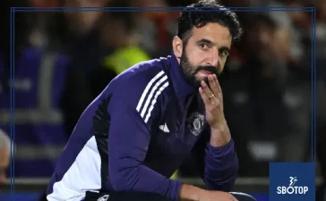 SBOTOP: Ruben Amorim Urges Change at Man Utd After Grimsby Defeat Rules Out Mass Player Overhaul