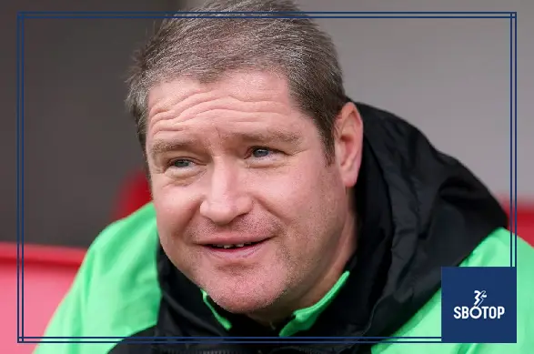 SBOTOP: Nikita Parris Pays Heartfelt Tribute to Matt Beard the ‘Transformative’ Ex-Liverpool and West Ham Manager