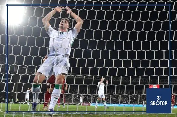 SBOTOP: Ferguson on Target but Ireland Endure Costly World Cup Qualifying Defeat in Yerevan