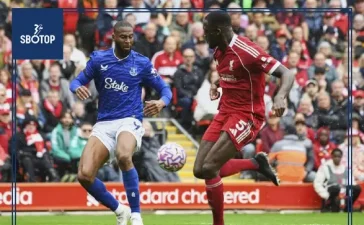 SBOTOP Liverpool on Red Alert: Real Madrid Eye Van Dijk’s Natural Successor on a Free Transfer