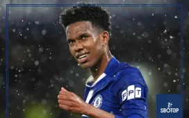 SBOTOP Blues Blitz Ajax: Chelsea Run Riot with Five Goals and Three Penalties in Chaotic First-Half Champions League Triumph