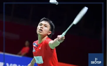 SBOTOP: Left-Handed Jacky Strikes the Right Chord in Japan