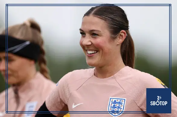 SBOTOP Mary Earps: Former England No.1 Understands Better Than Anyone the Power of a Second Chance After Hannah Hampton Remarks
