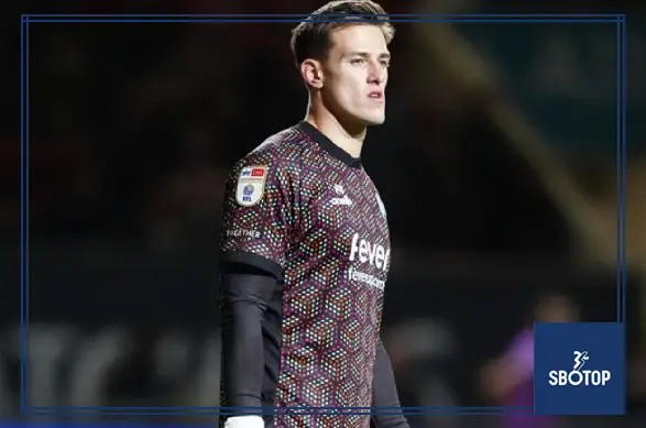 SBOTOP: Radek Vitek Reflects on Bristol City Loan and Eyes Future Prospects at Manchester United