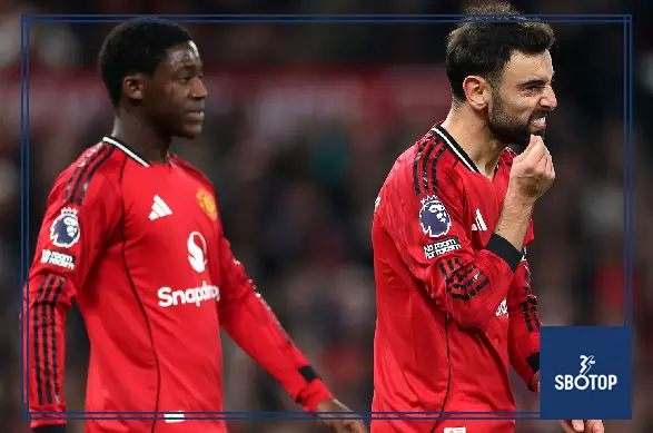 SBOTOP: Everton Triumph 1-0 at Old Trafford as David Moyes Secures First Win Against Man Utd Following Gueye Red Card