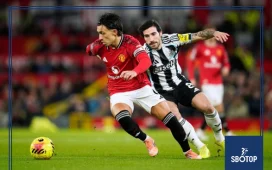 SBOTOP Man United vs Newcastle: Fans Aim Chants at Referee Anthony Taylor After Penalty Controversy