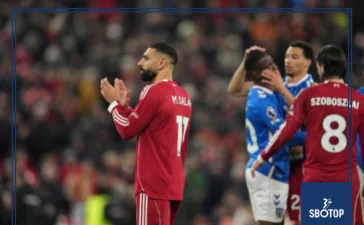 Liverpool Teammates Noticed Mohamed Salah’s Behavior Shift Before His Emotional Outburst