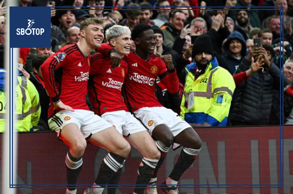 SBOTOP : Man United Greats Suggest Kobbie Mainoo Should Consider a Switch to Chelsea