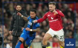 SBOTOP : Manchester United Demand Meeting with PGMOL Chief Howard Webb Over Two Controversial Incidents