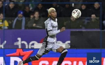 SBOTOP : Manchester United and Tottenham Hotspur Battle for Nilson Angulo’s Signature