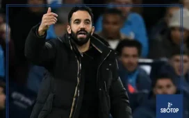 SBOTOP : Ruben Amorim Defies Media Pressure to Persist with Three At the Back at Man United