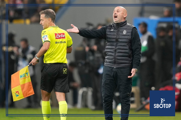 SBOTOP : Vincenzo Italiano Admits Napoli Were Outstanding as Bologna Fall Short