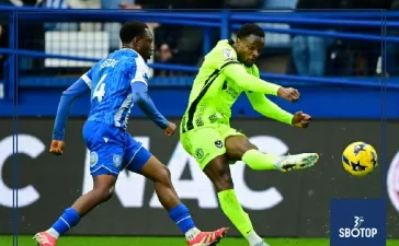 SBOTOP: Adrian Segecic Clinches Narrow Victory as Portsmouth Edge Sheffield Wednesday 1-0