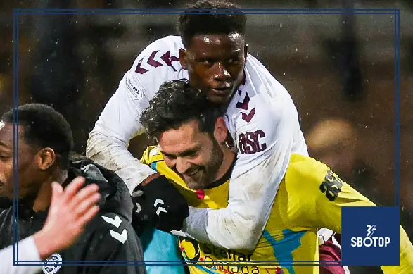 SBOTOP: Ten-Man Hearts Hold Firm at the Top as Braga Strike and Gordon Heroics Seal Win at Dundee