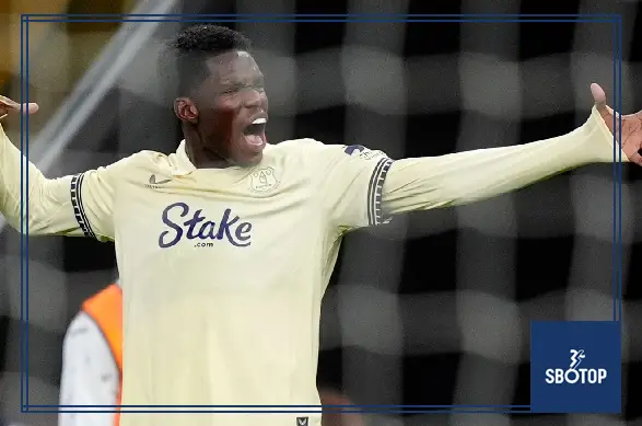 SBOTOP: Thierno Barry’s Strike Hands Arsenal a Boost as Everton Edge Aston Villa 1-0