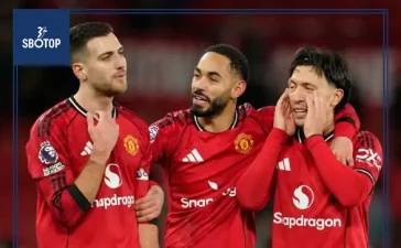 SBOTOP Michael Carrick Defends Manchester United : “The Spirit of Old Trafford Is Still Alive”