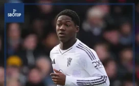 SBOTOP Napoli Left Empty-Handed: Kobbie Mainoo’s New Era Under Carrick Quashes Transfer Rumors to Italy