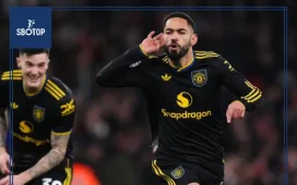 SBOTOP : Matheus Cunha Caught on Camera Acting Silly During Arsenal vs Manchester United Clash