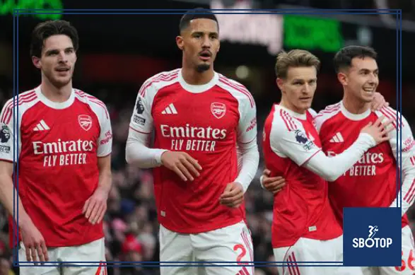 SBOTOP : Paul Scholes Warns Arsenal Could Slip Again at Leeds United