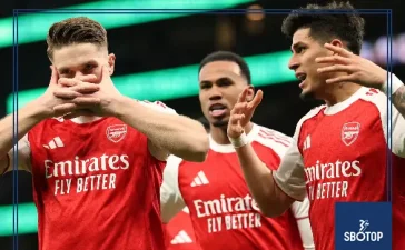 SBOTOP Gary Neville: Arsenal Show Resolve Against Tottenham and Hold Firm Under Man City Pressure in Title Race