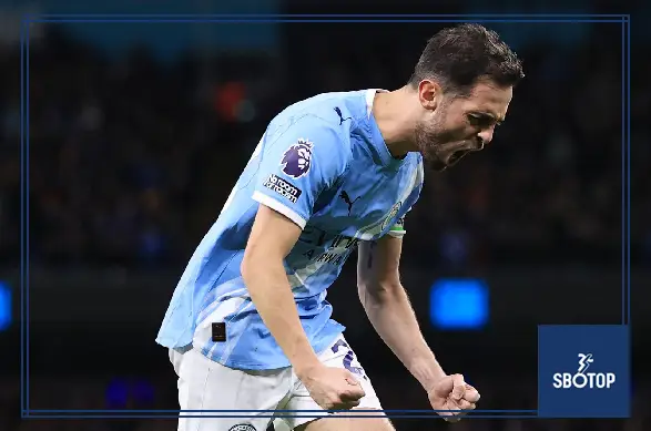 SBOTOP Ref Watch: Bernardo Silva Avoids Red Card for Man City Despite Controversial Challenge on Dan Burn