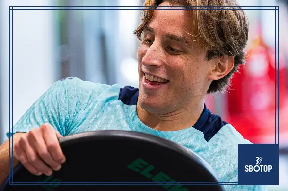 SBOTOP From Airport Encounter to Vicarage Road: Edoardo Bove Reveals the Unexpected Path to Watford