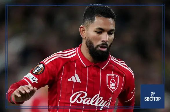 SBOTOP: Aston Villa Bring Back Douglas Luiz on Loan from Juventus with Option to Make Move Permanent