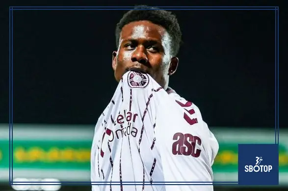 SBOTOP: Landry Kabore’s Brace Propels Hearts to 3–0 Win Over Dundee United Extending Lead at Scottish Premiership Summit