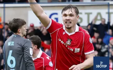 SBOTOP Thriller at the Top: Wrexham Outlast Ipswich in Eight-Goal Epic as Coventry Strengthens EFL Lead