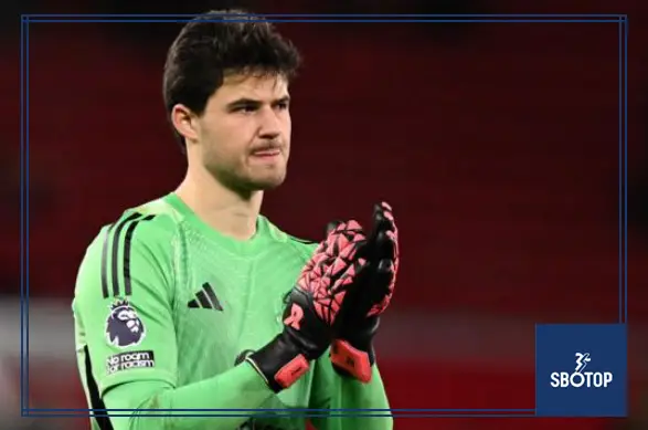 SBOTOP Senne Lammens : The Calm and Controlled Antithesis to Andre Onana at Manchester United