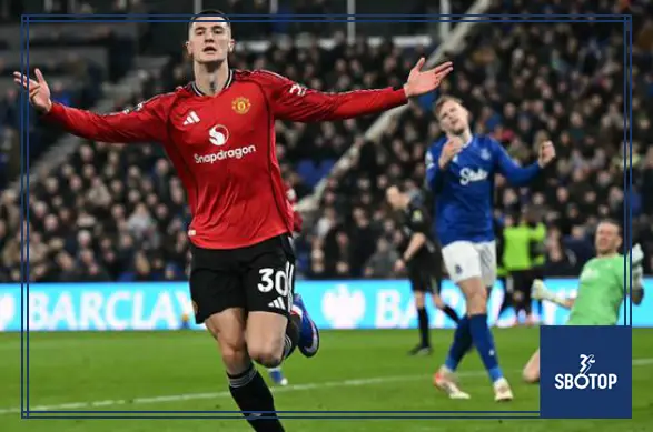 SBOTOP : Aston Villa Crushed by Wolves, Manchester United Eye Move into Third Place