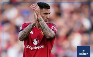 SBOTOP : Benjamin Sesko Shines as Diogo Dalot Secrets Fuel Manchester United Adaptation