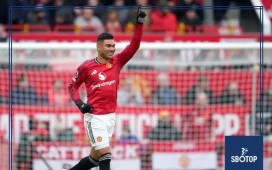 SBOTOP : Manchester United Urged to Sign One of Two Midfielders as Casemiro Successor